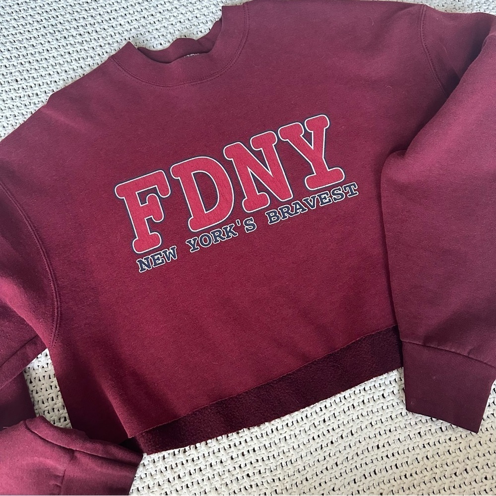 FDNY New York’s Bravest Cropped New York Fire Department Graphic Print Logo XXL